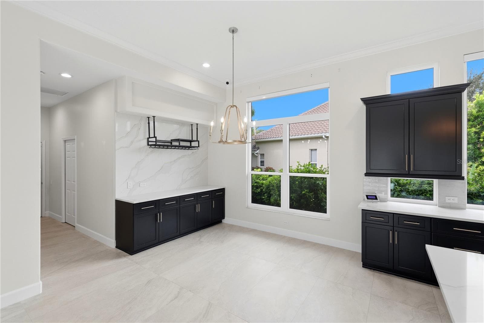 Breakfast Nook - 309 S STONE BRIAR CREEK DR, VENICE
