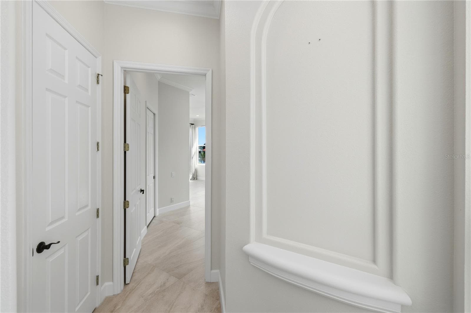 Single Family Residence at 309 S STONE BRIAR CREEK DR, VENICE, photo 39 of 77