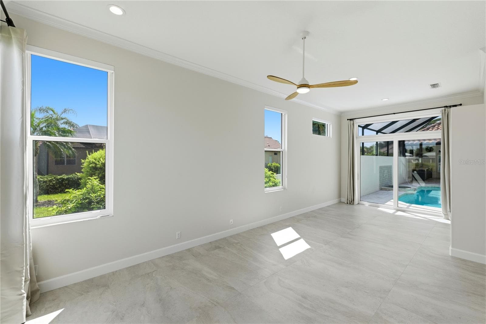 Master bedroom - 309 S STONE BRIAR CREEK DR, VENICE