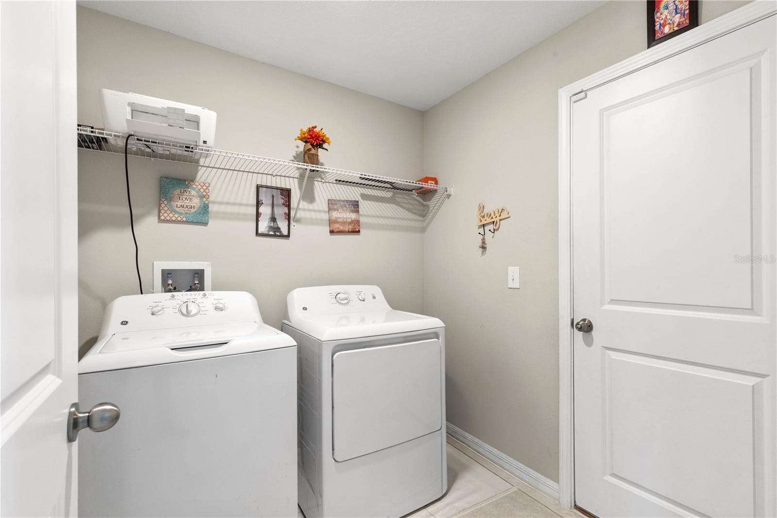 Single Family Residence at 31664 SUN KETTLE LOOP, WESLEY CHAPEL, photo 32 of 53