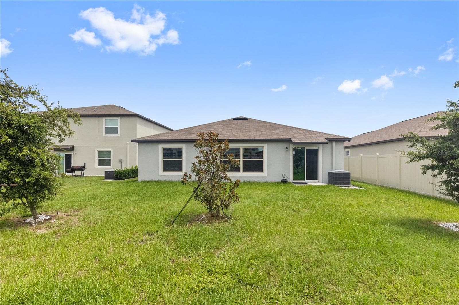 Single Family Residence at 31664 SUN KETTLE LOOP, WESLEY CHAPEL, photo 33 of 53