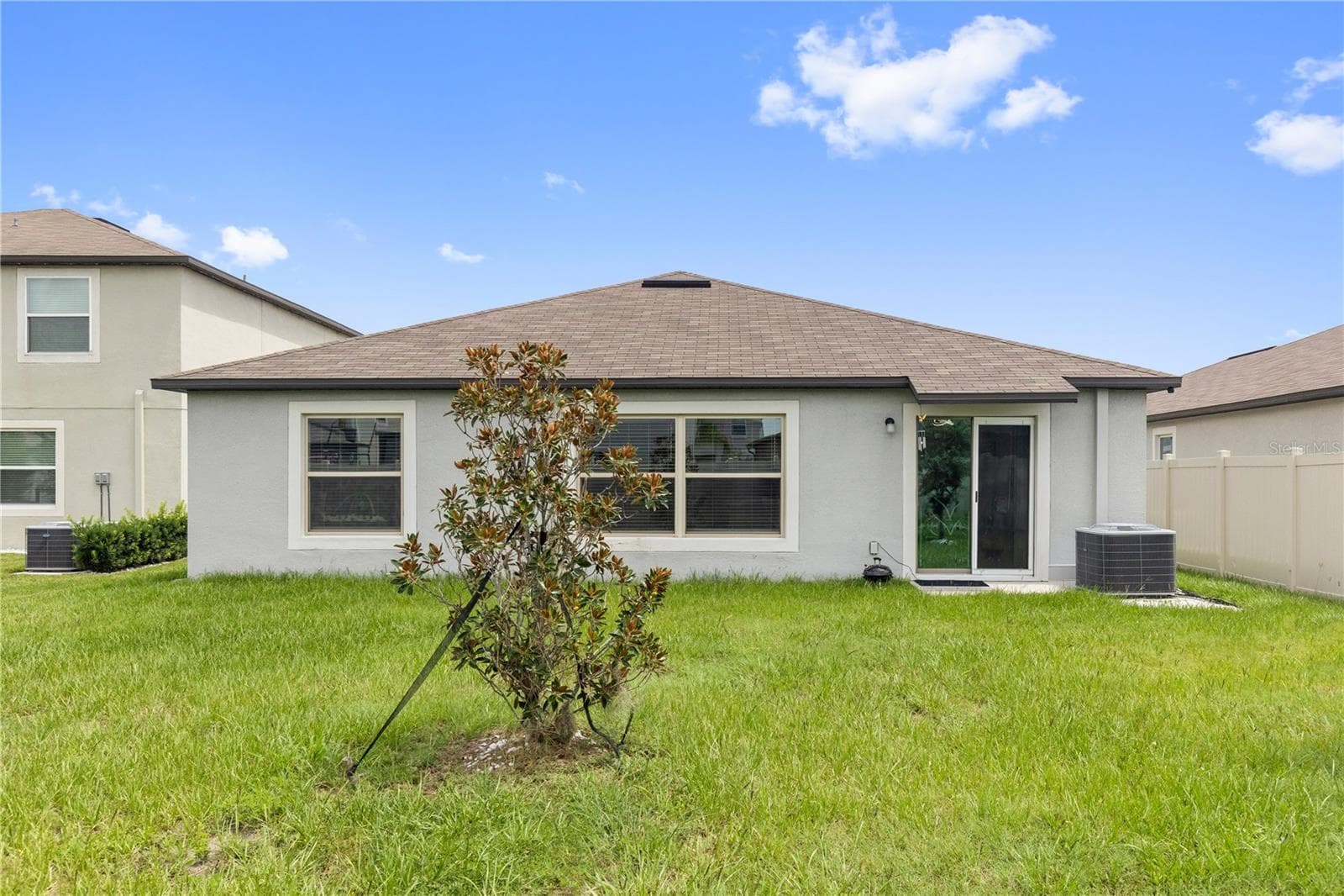 Single Family Residence at 31664 SUN KETTLE LOOP, WESLEY CHAPEL, photo 34 of 53