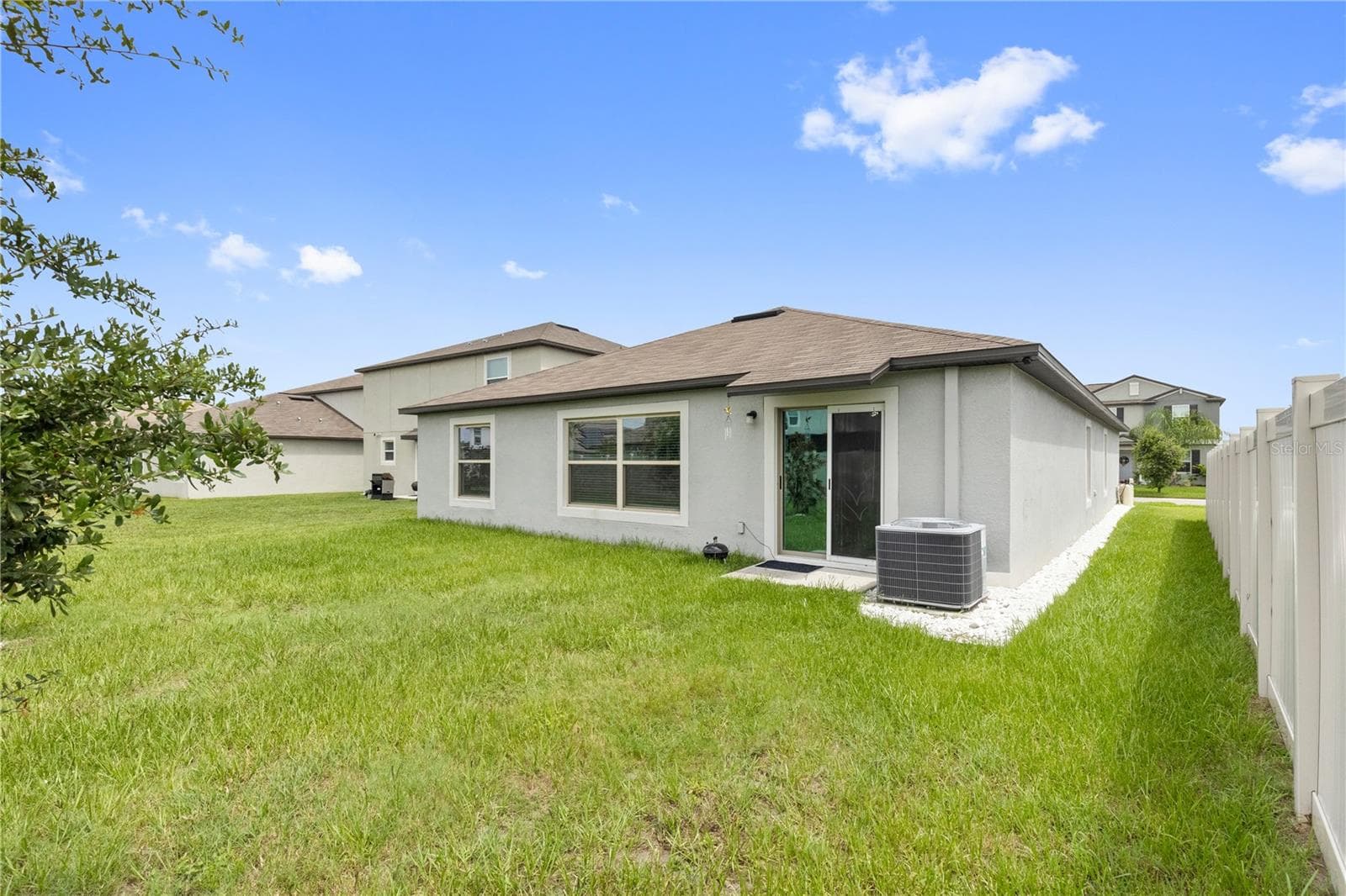 Single Family Residence at 31664 SUN KETTLE LOOP, WESLEY CHAPEL, photo 35 of 53