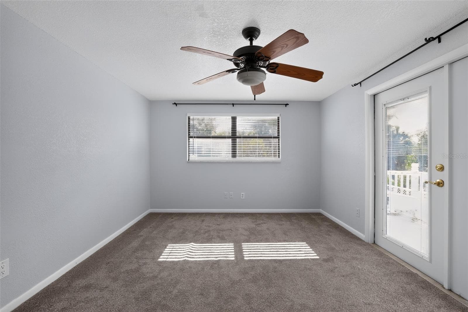 Single Family Residence at 7001 BAYWOOD CT, TAMPA, photo 23 of 37