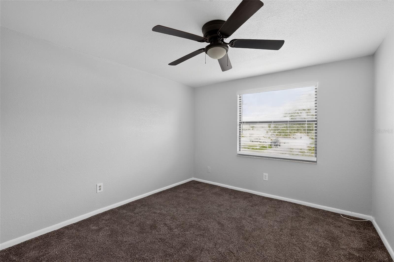 Single Family Residence at 7001 BAYWOOD CT, TAMPA, photo 24 of 37