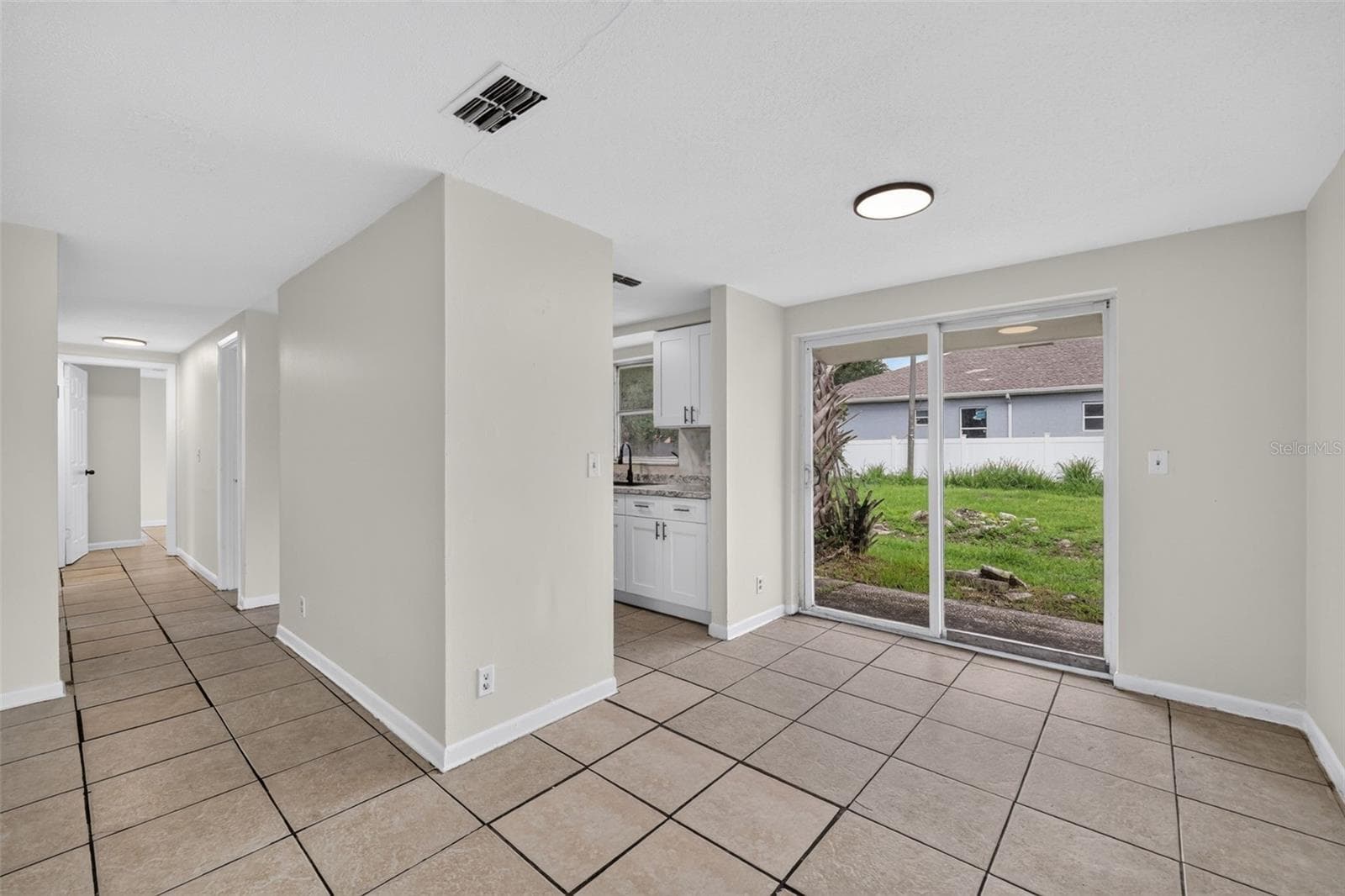 Single Family Residence at 3311 E CHELSEA ST, TAMPA, photo 10 of 33