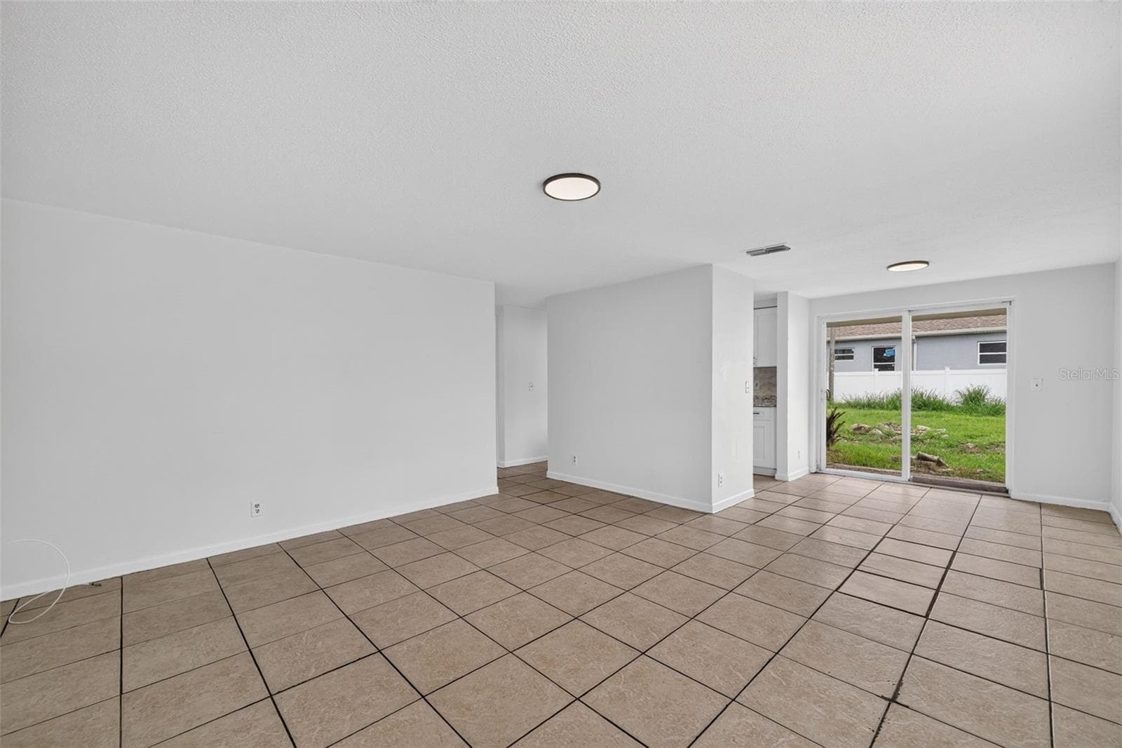 Single Family Residence at 3311 E CHELSEA ST, TAMPA, photo 11 of 33