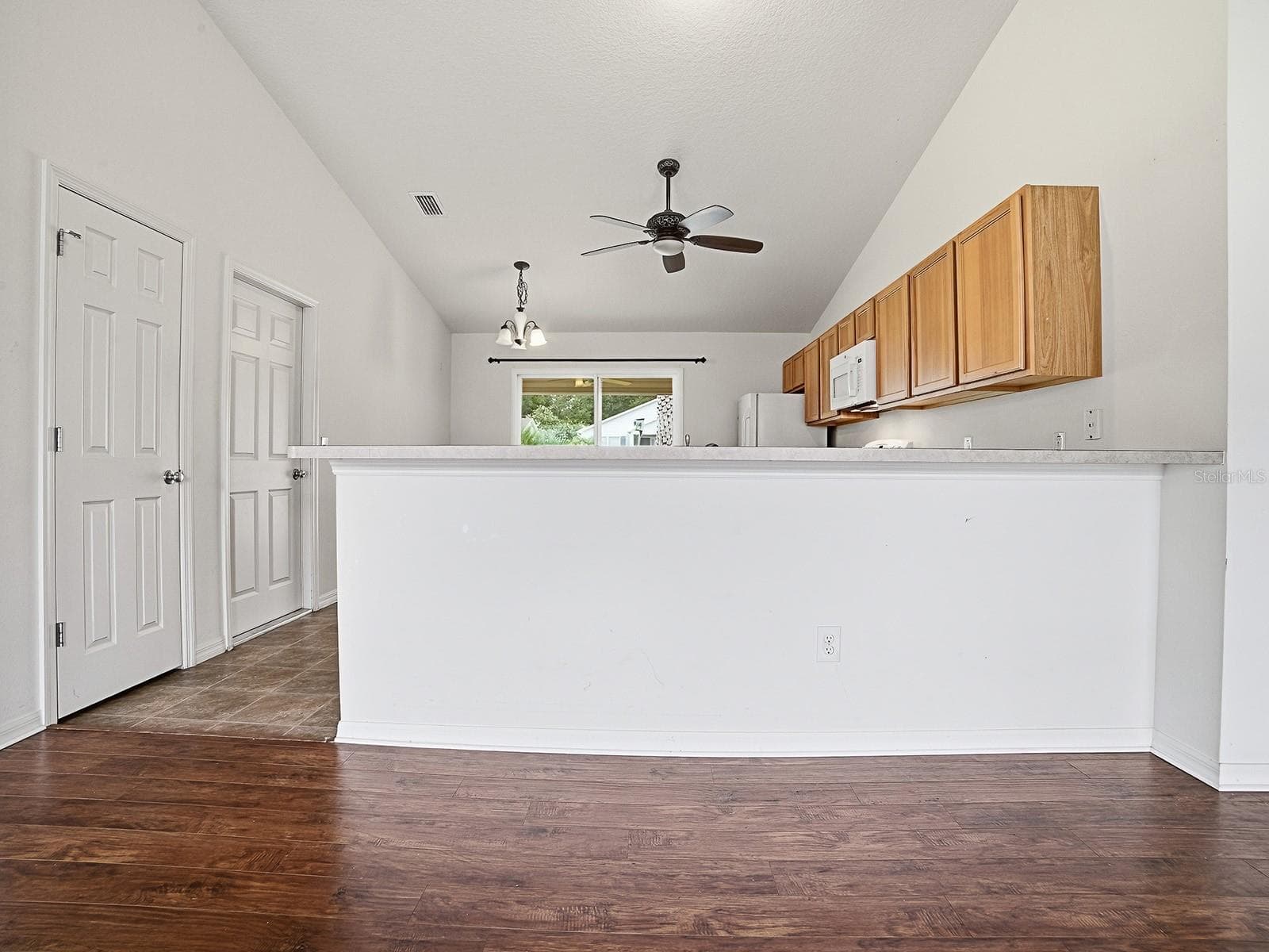 Single Family Residence at 250 ARBELLA LOOP, THE VILLAGES, photo 12 of 43
