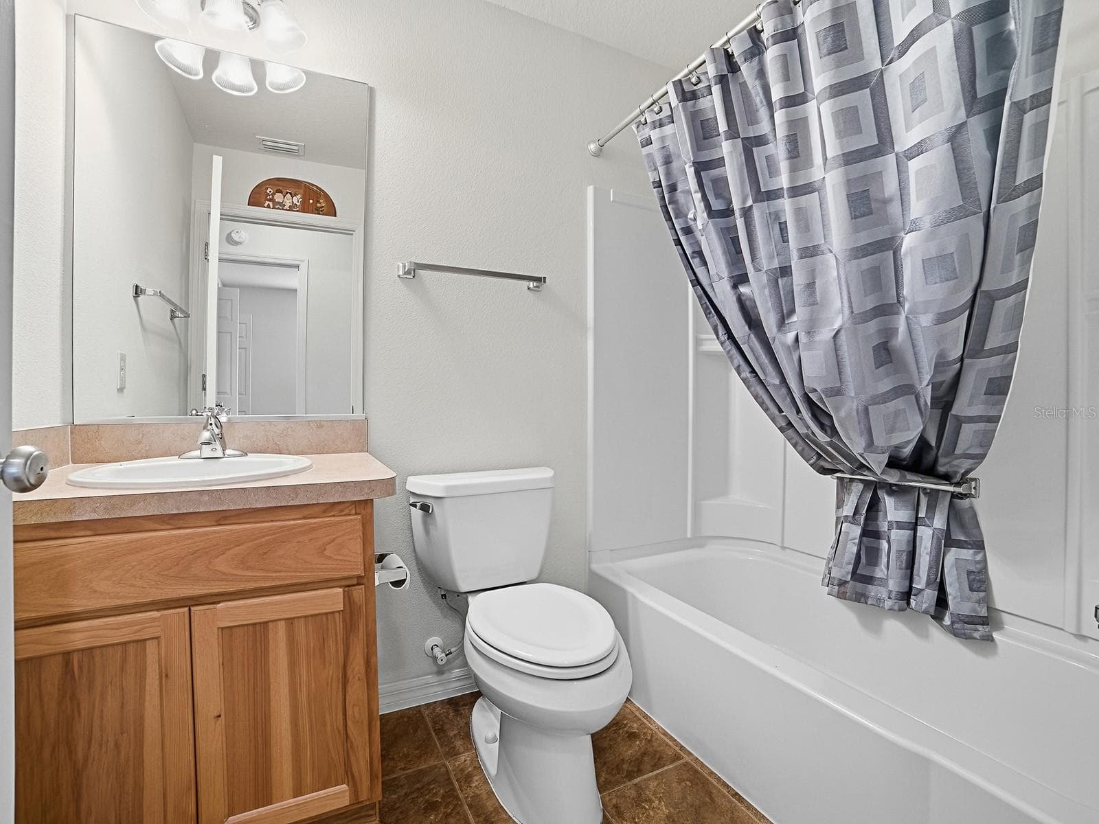 Guest Bathroom - 250 ARBELLA LOOP, THE VILLAGES