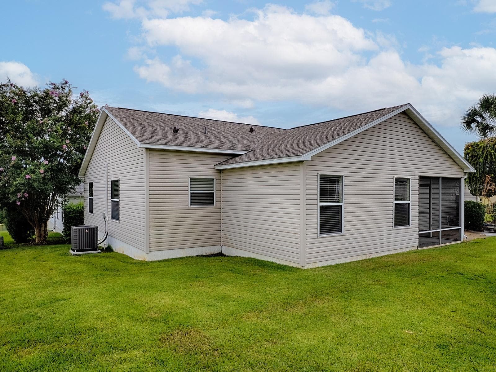 Rear Elevation - 250 ARBELLA LOOP, THE VILLAGES