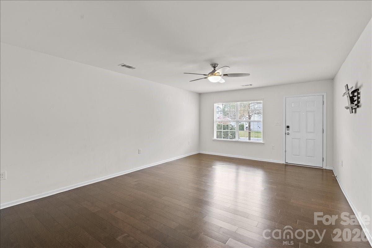 Living Room - 6066 Benedict Place, Indian Land