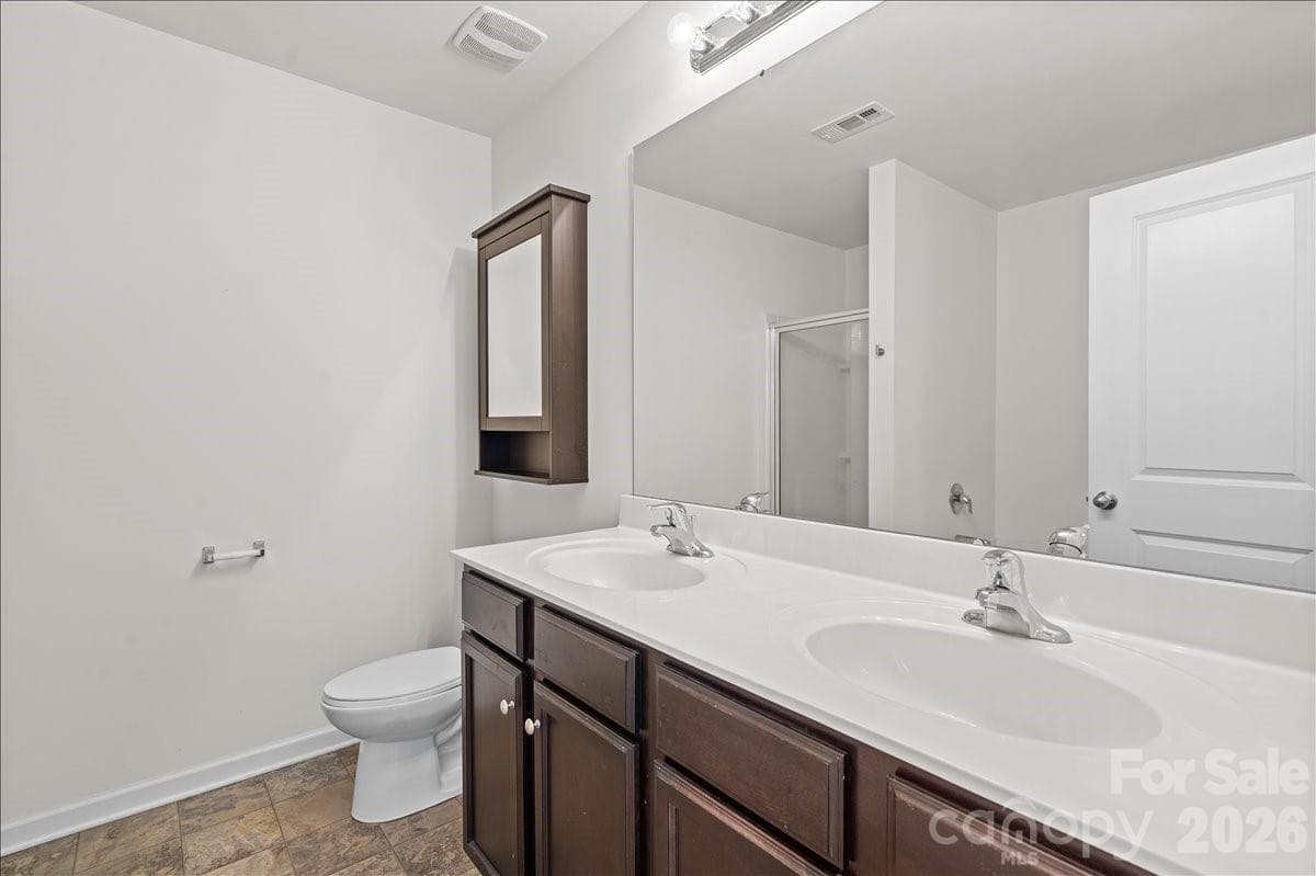 En-suite - 6066 Benedict Place, Indian Land