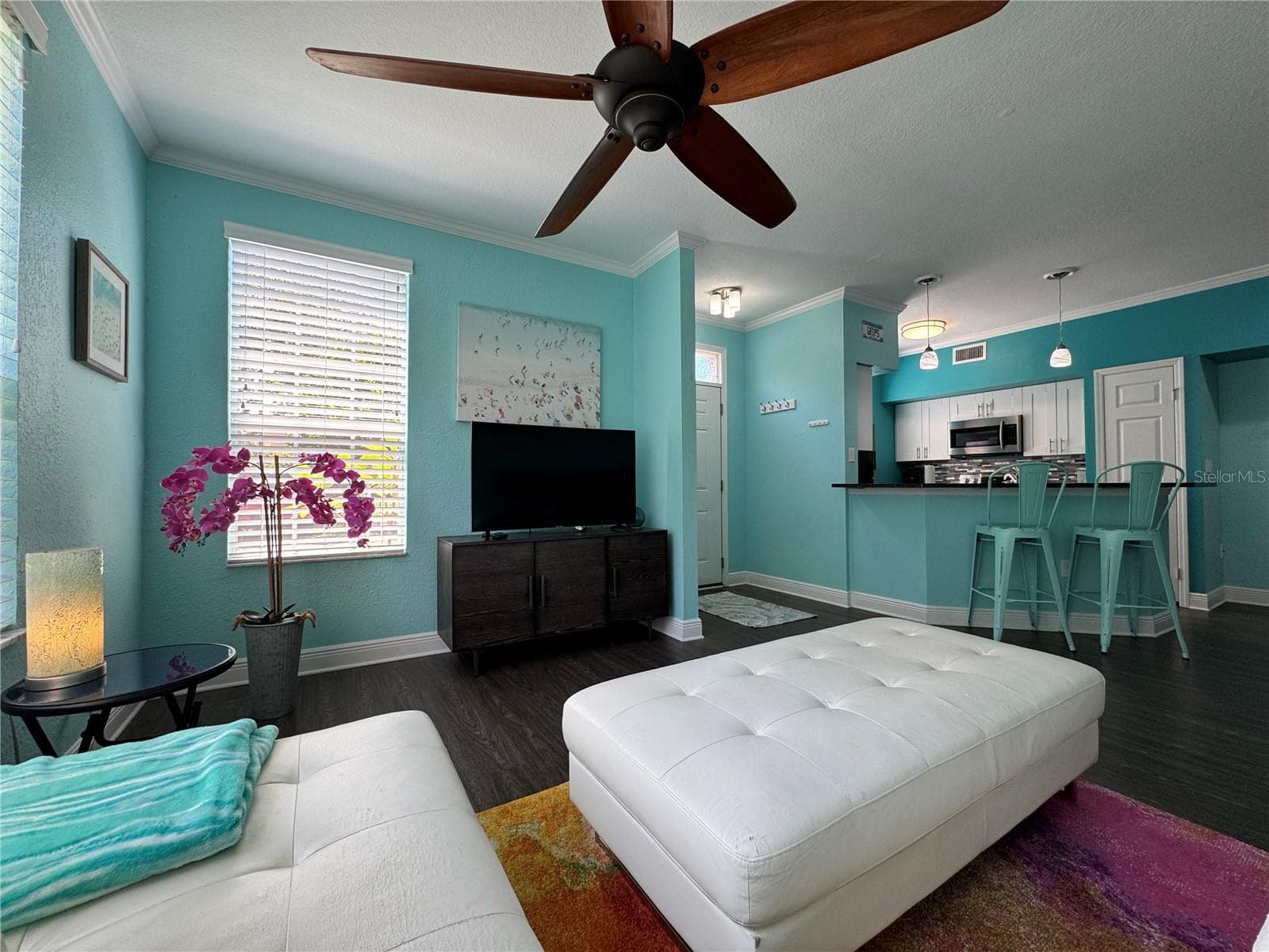 Condominium at 9288 LAKE CHASE ISLAND WAY, TAMPA, photo 6 of 63