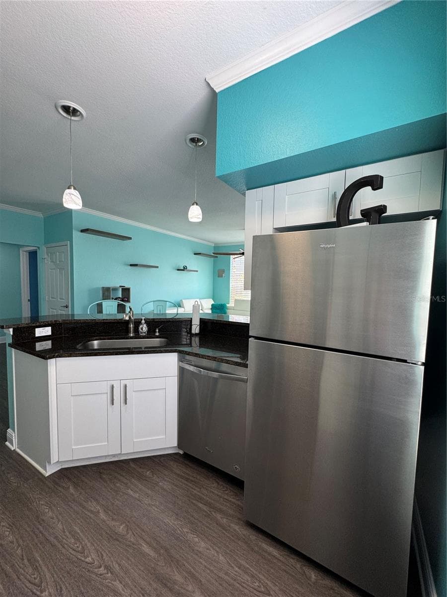 Condominium at 9288 LAKE CHASE ISLAND WAY, TAMPA, photo 11 of 63