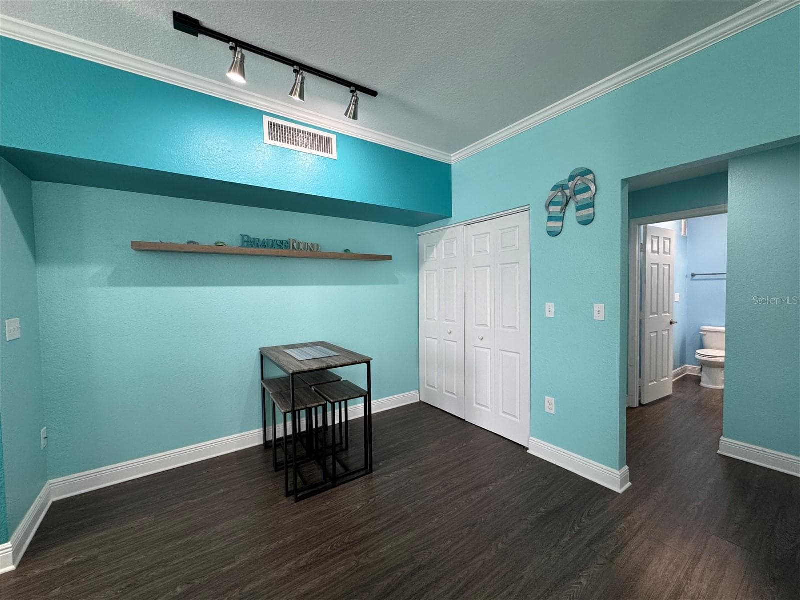Dining area - 9288 LAKE CHASE ISLAND WAY, TAMPA