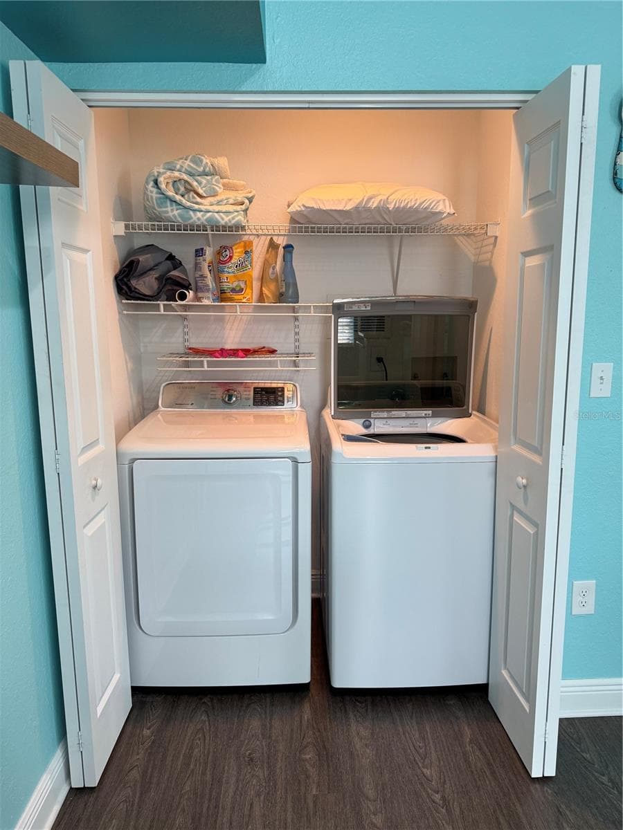 Laundry closet includes washer & dryer! - 9288 LAKE CHASE ISLAND WAY, TAMPA