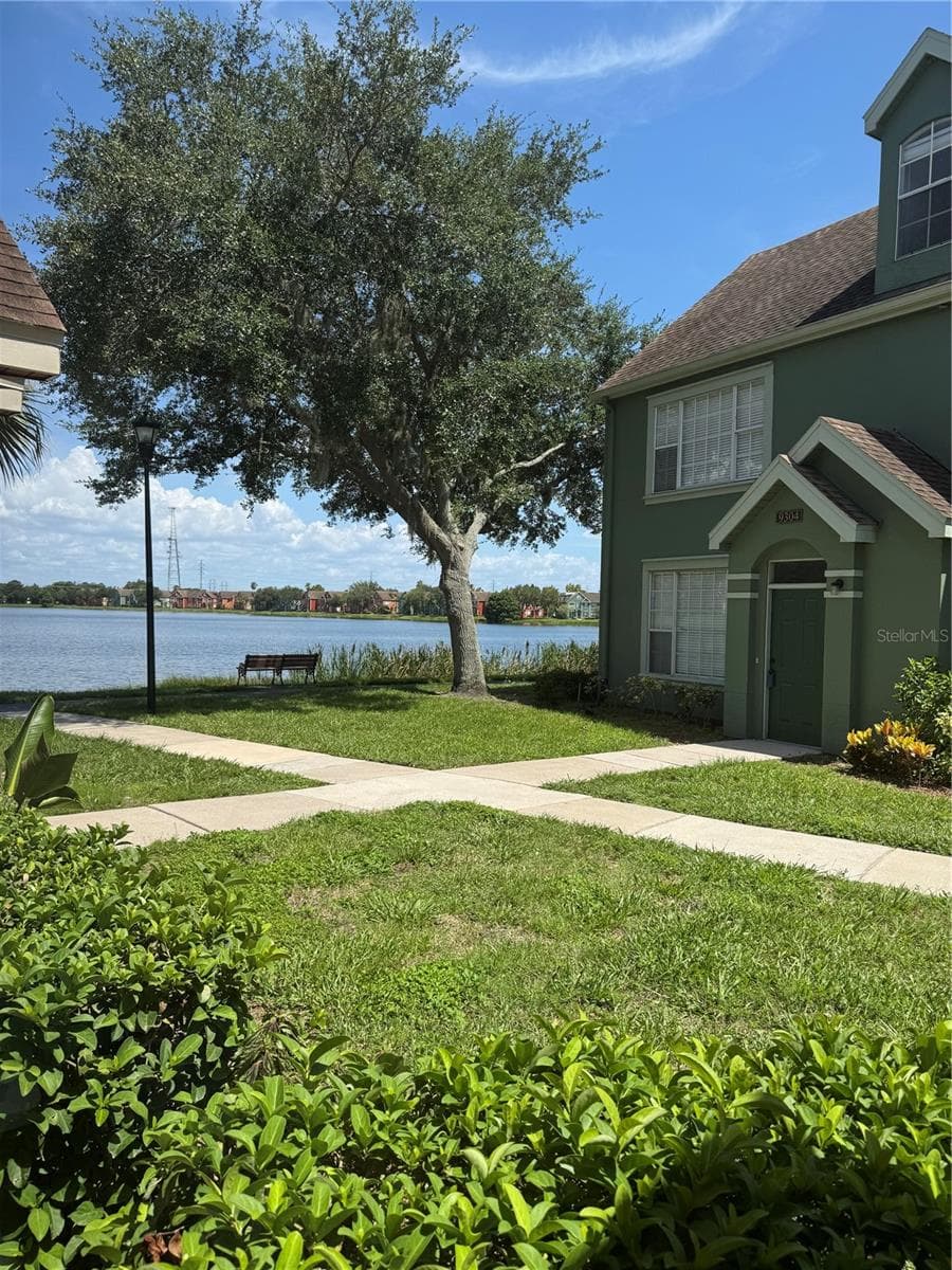 Condominium at 9288 LAKE CHASE ISLAND WAY, TAMPA, photo 21 of 63