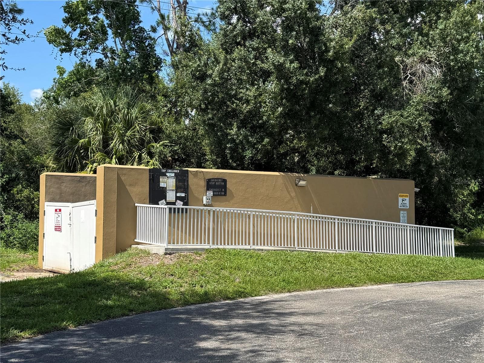 Condominium at 9288 LAKE CHASE ISLAND WAY, TAMPA, photo 63 of 63