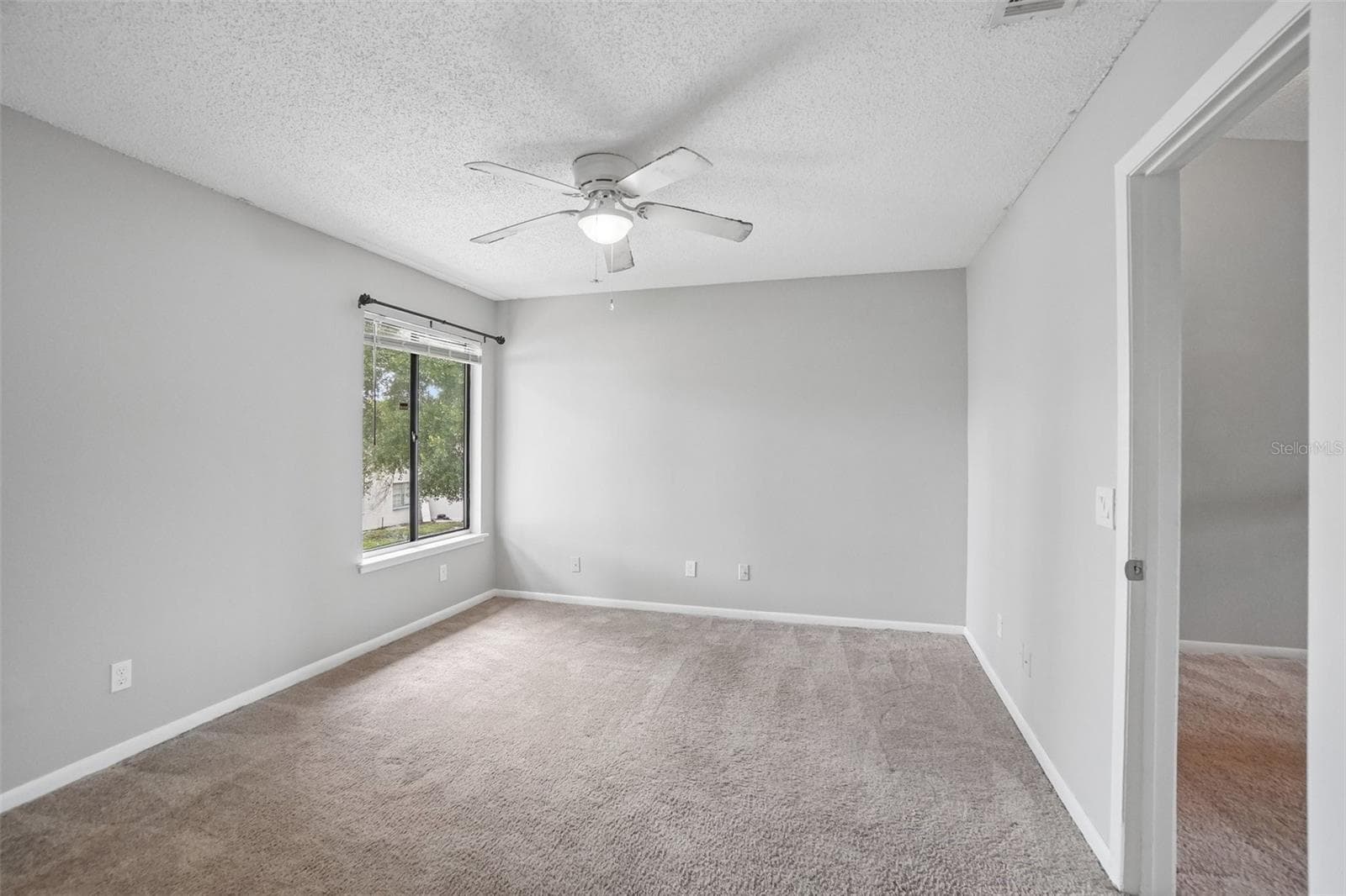 Front Bedroom - 1310 MOUNTAIN VIEW DR #105, TAMPA
