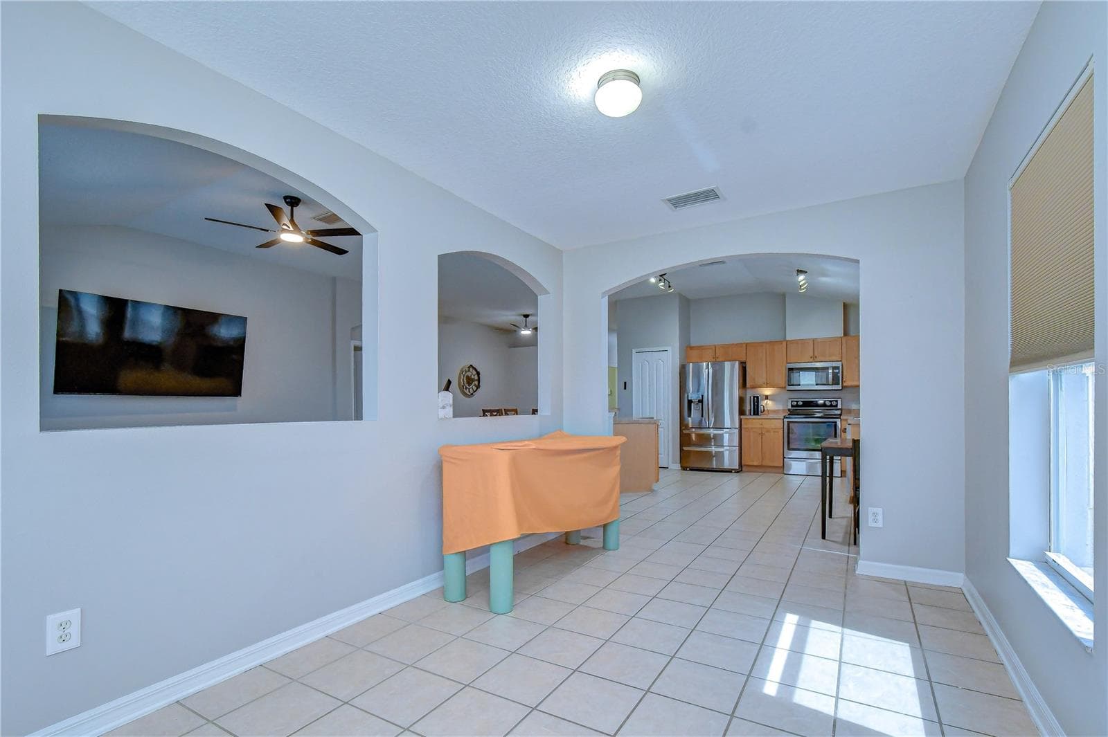 Fresh interior paint completed in 2025 creates a bright, refreshed atmosphere. - 11117 RODEO LN, RIVERVIEW