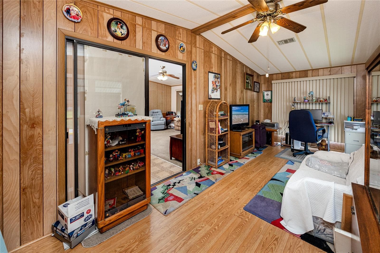 Manufactured Home at 6821 AMERICANA DR NE #106, ST PETERSBURG, photo 21 of 59