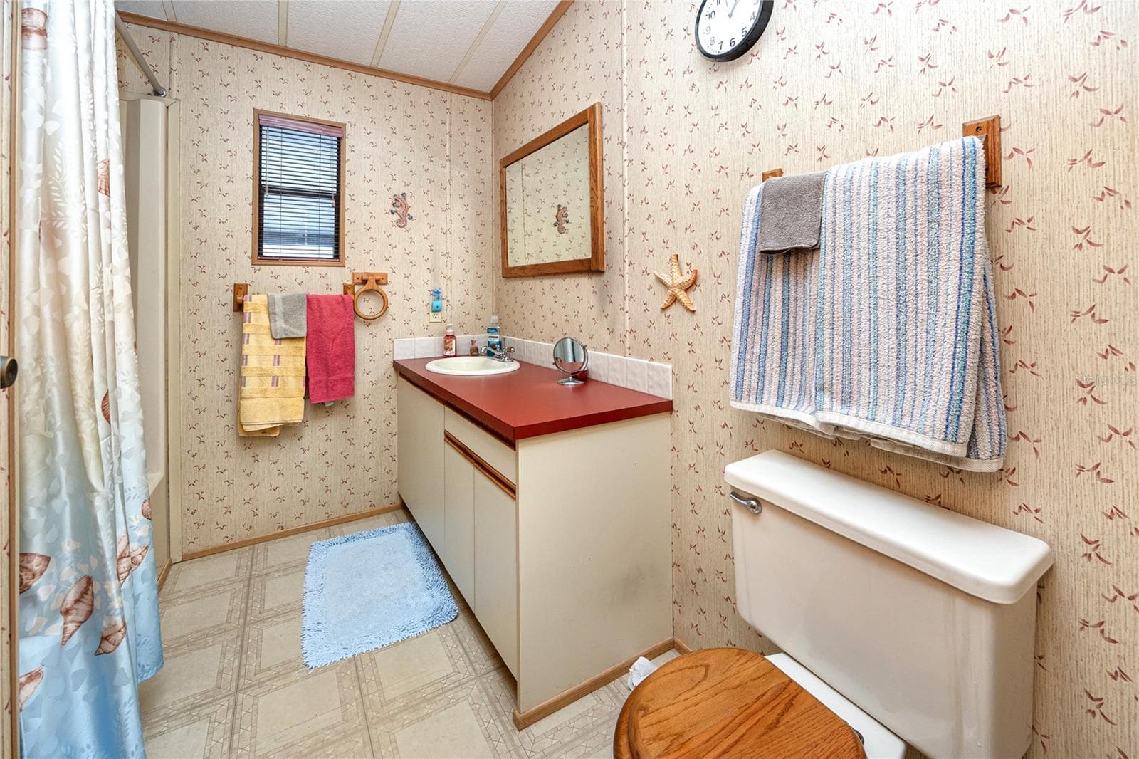 Manufactured Home at 6821 AMERICANA DR NE #106, ST PETERSBURG, photo 23 of 59