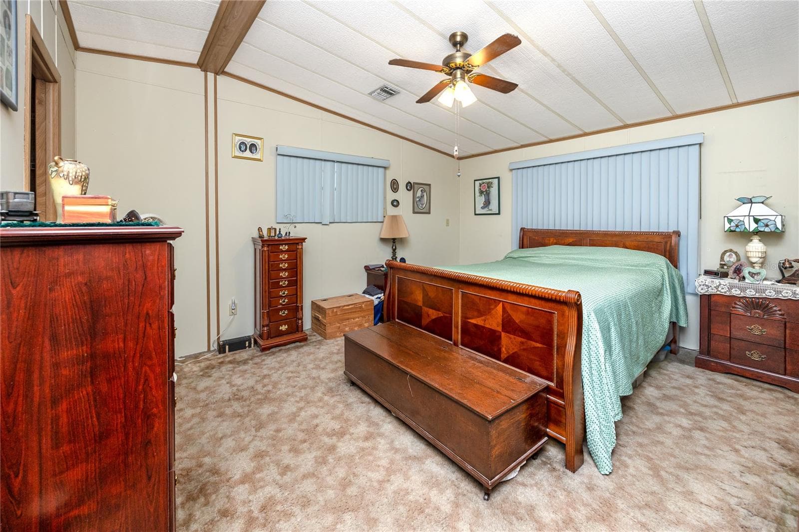 Manufactured Home at 6821 AMERICANA DR NE #106, ST PETERSBURG, photo 27 of 59