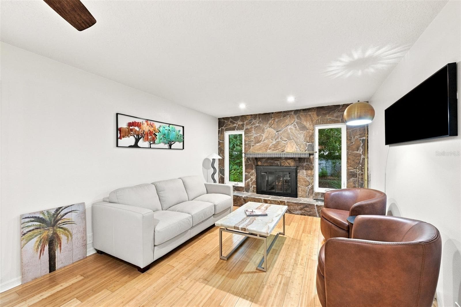 Single Family Residence at 2107 W FORE DR, TAMPA, photo 15 of 52