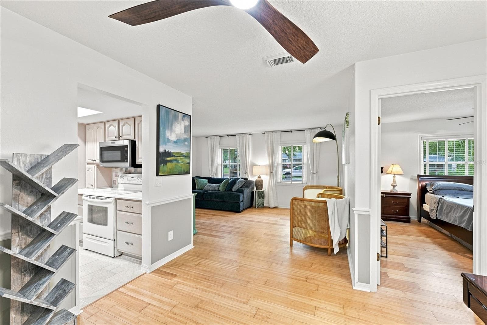 Single Family Residence at 2107 W FORE DR, TAMPA, photo 24 of 52