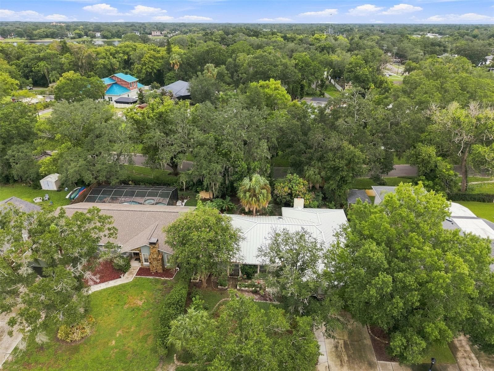 Single Family Residence at 2107 W FORE DR, TAMPA, photo 42 of 52