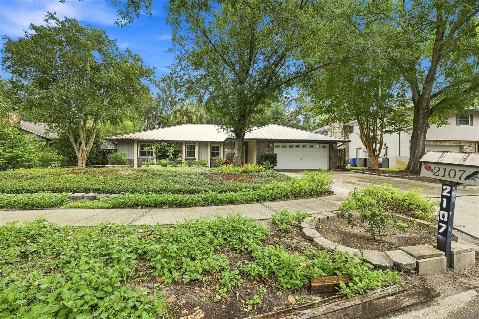 Single Family Residence at 2107 W FORE DR, TAMPA, photo 43 of 52