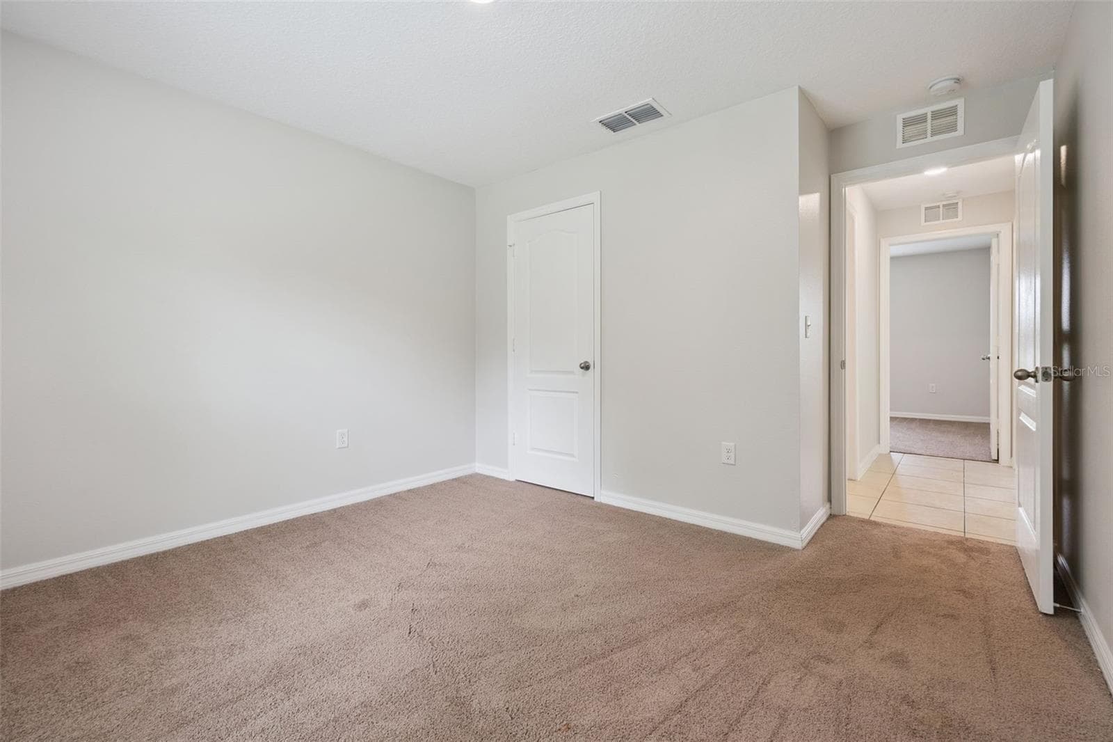 Single Family Residence at 35669 ROSE MOSS AVE, LEESBURG, photo 15 of 38