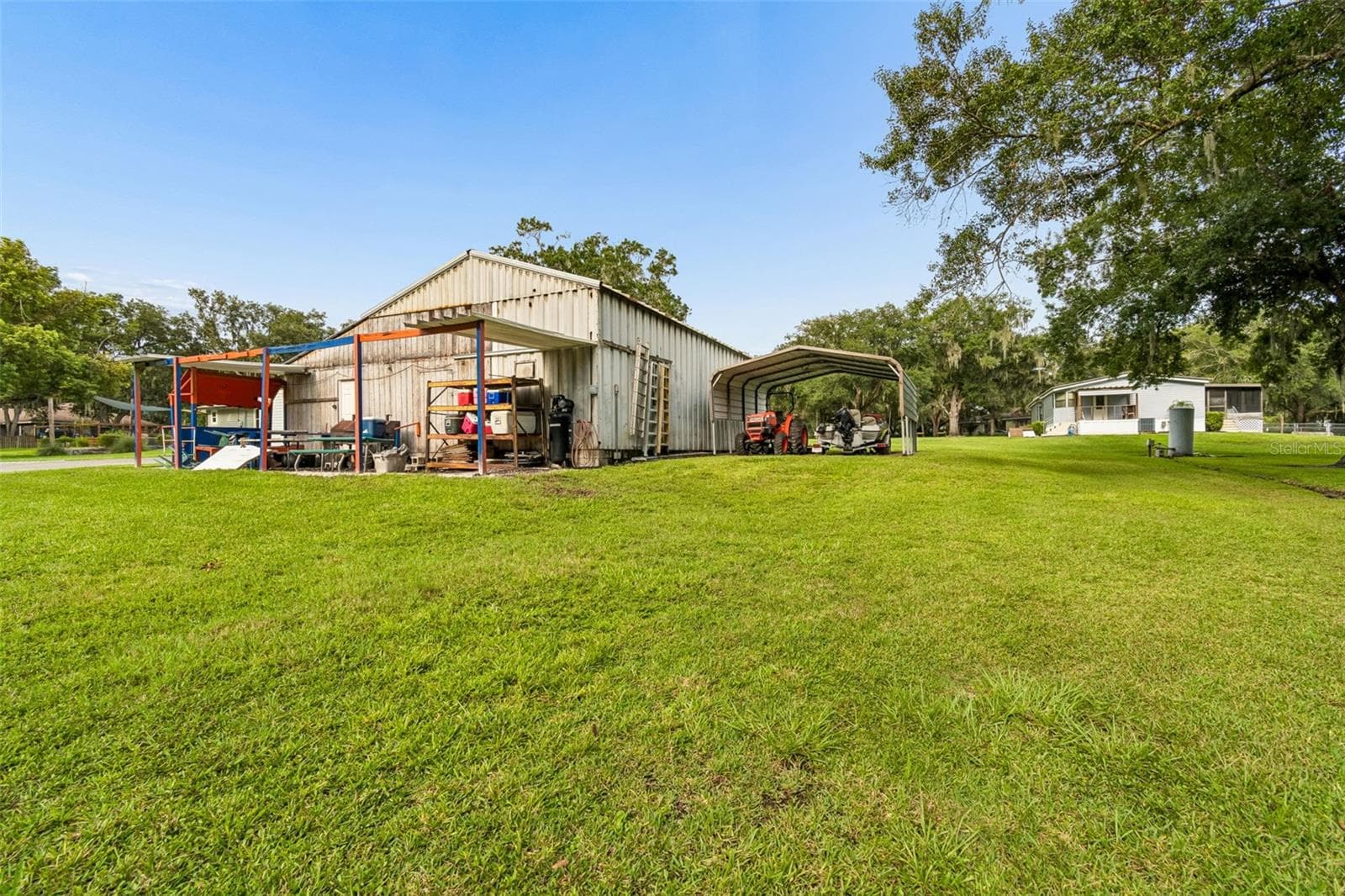 Manufactured Home at 6325 OAKVIEW LN, LAKELAND, photo 38 of 47