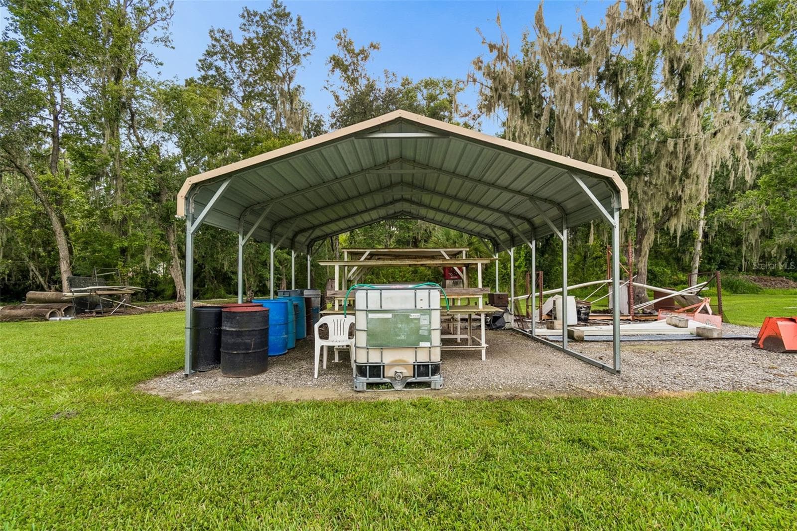 Manufactured Home at 6325 OAKVIEW LN, LAKELAND, photo 39 of 47