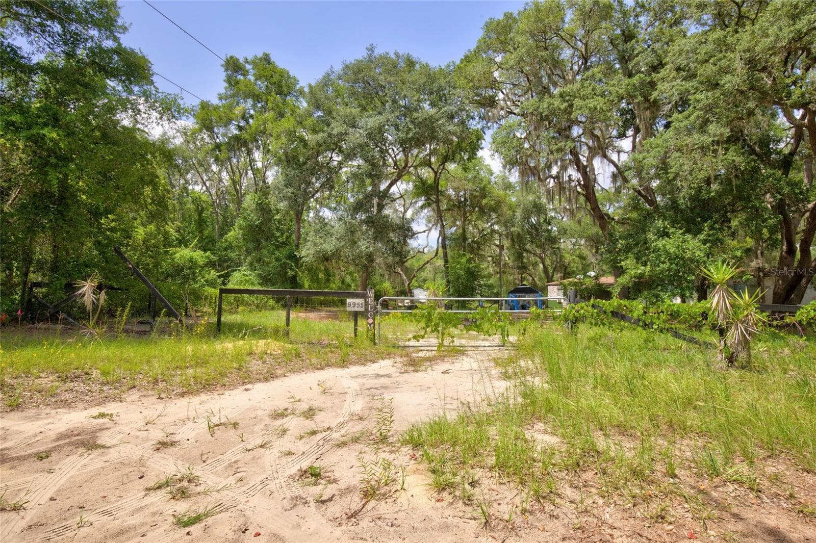 Manufactured Home at 9955 SE 160TH AVE, OCKLAWAHA, photo 37 of 51