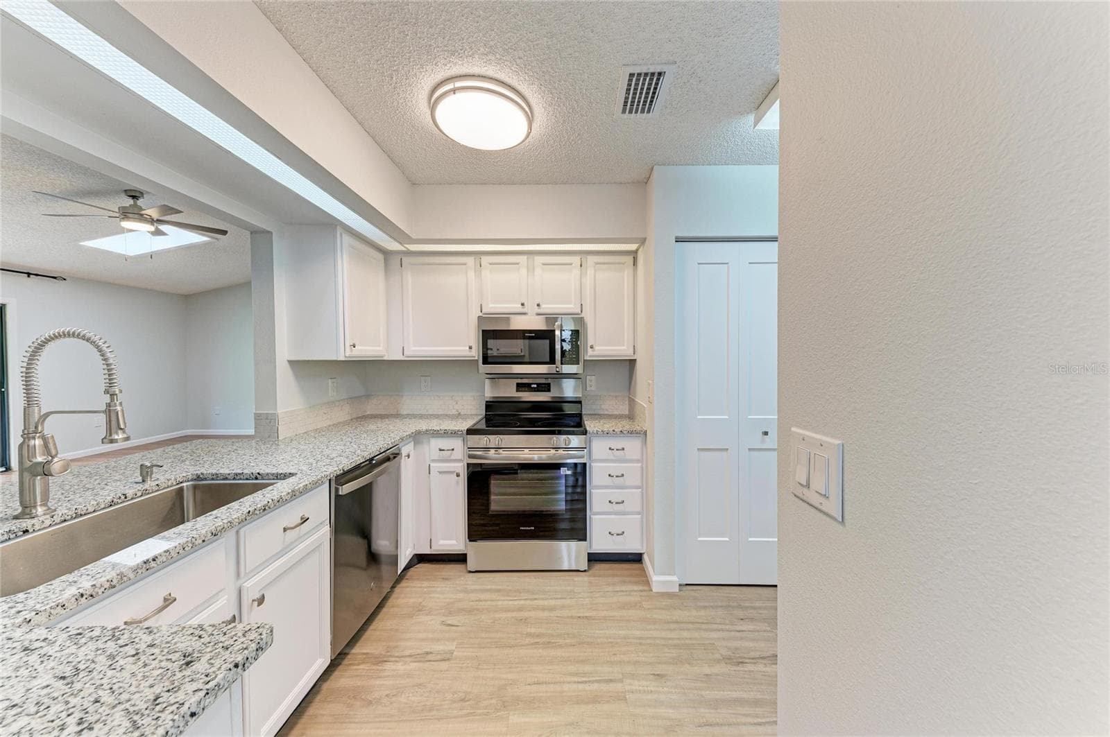 Single Family Residence at 5506 82ND AVENUE DR E, PALMETTO, photo 17 of 43