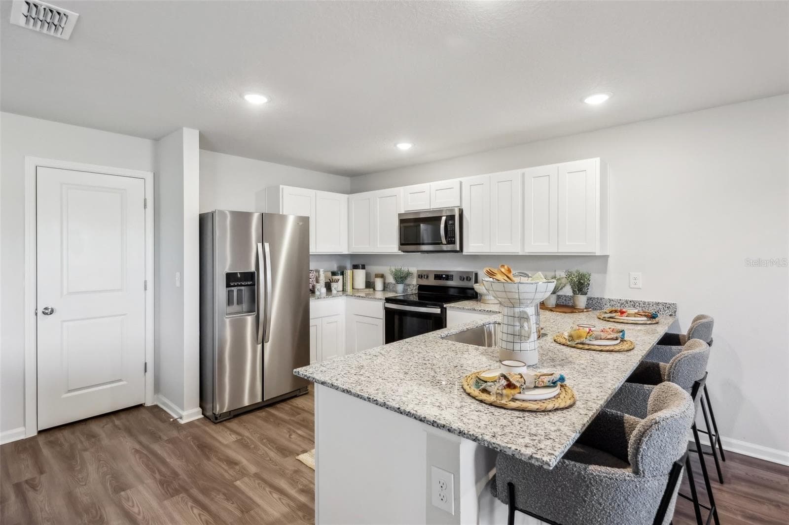 Single Family Residence at 767 BIANCA AVE S, LEHIGH ACRES, photo 7 of 35