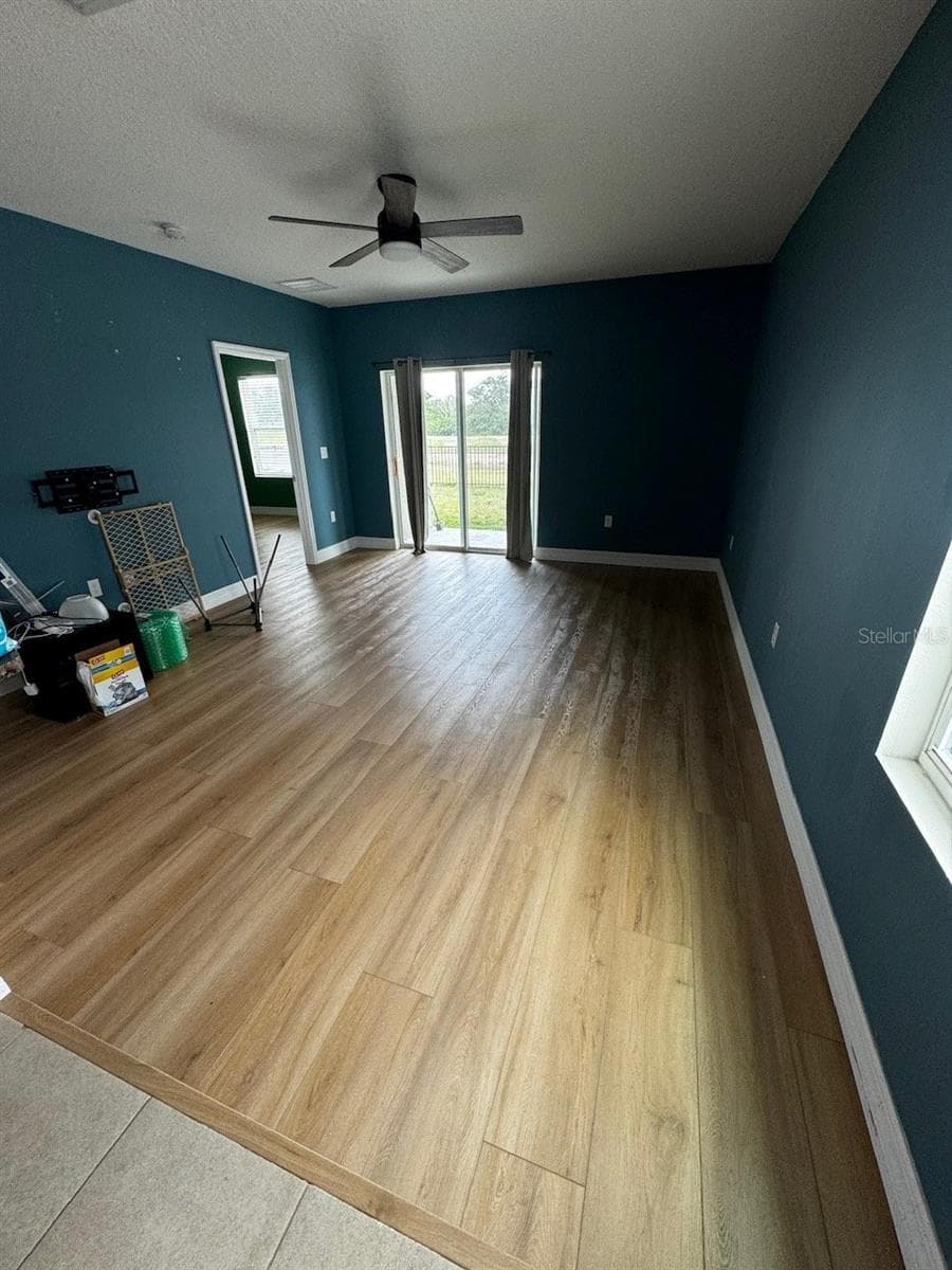 Single Family Residence at 10526 WHISPERING HAMMOCK DR, RIVERVIEW, photo 6 of 7