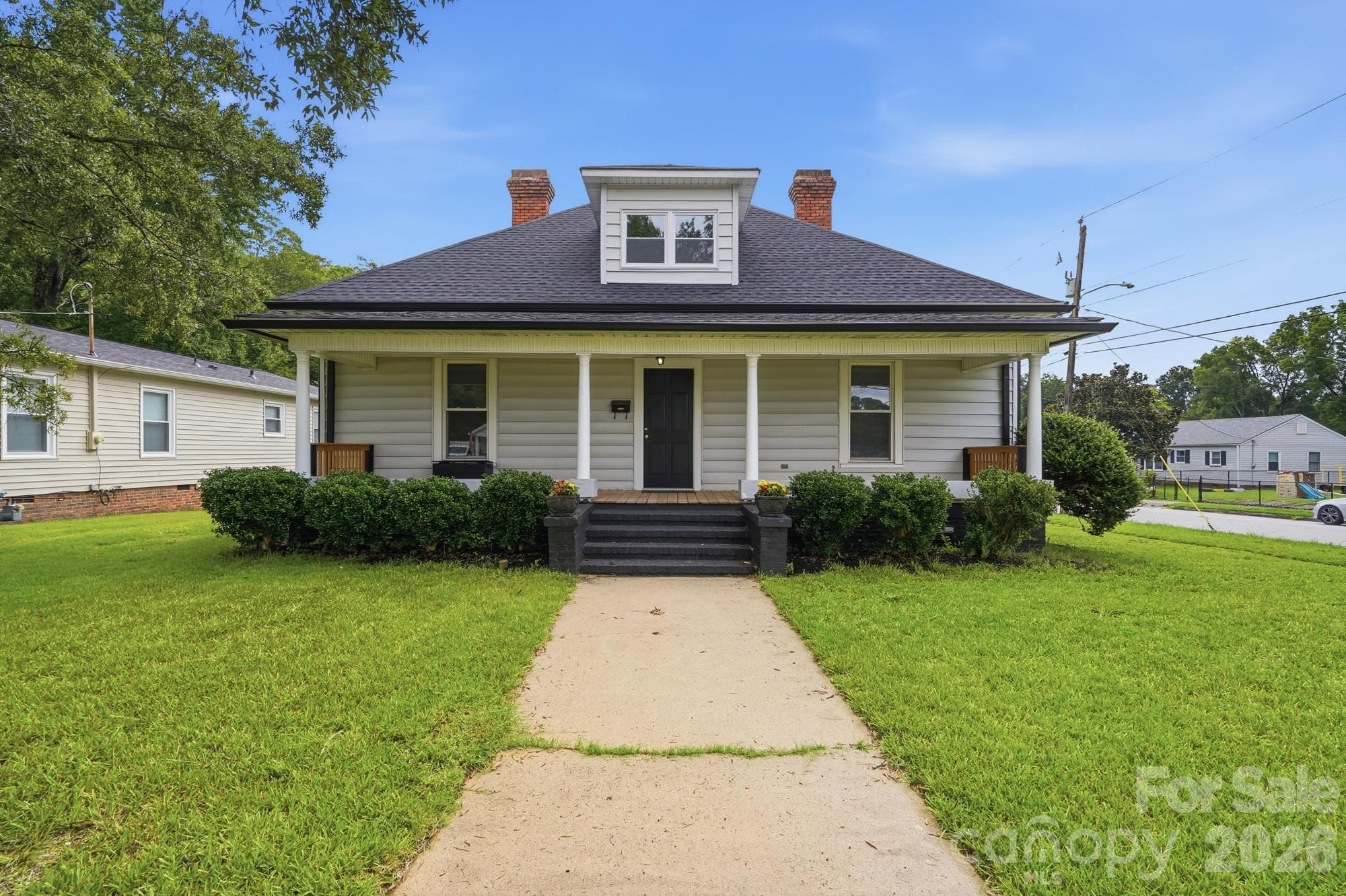 327 S Spruce Street
