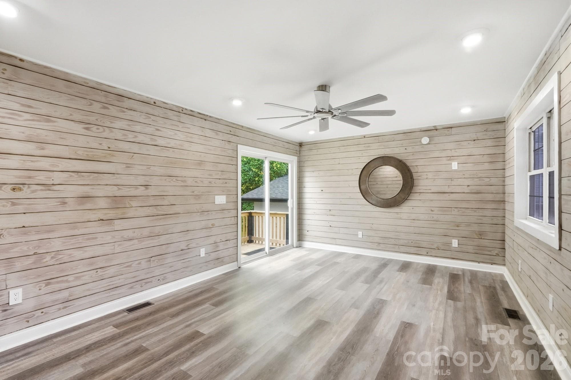 Single Family Residence at 327 S Spruce Street, Rock Hill, photo 17 of 26