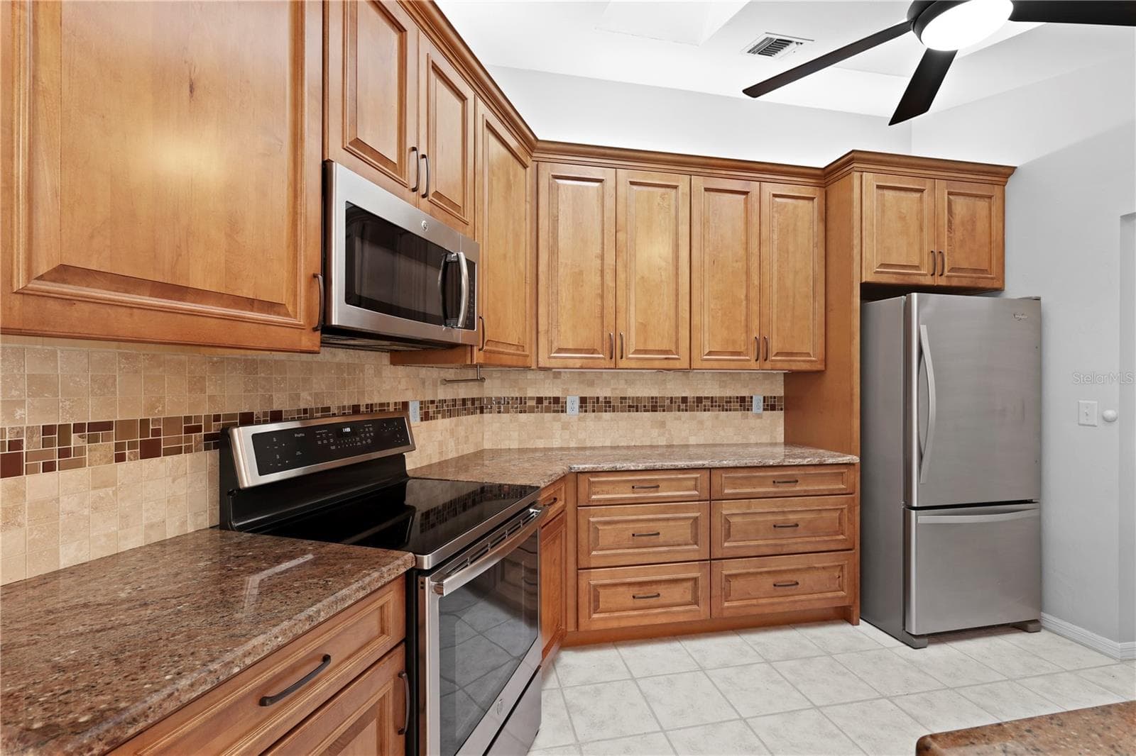 Single Family Residence at 6857 IDLEWILD ST, FORT MYERS, photo 10 of 74