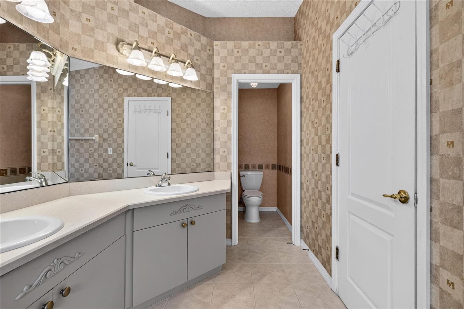 Townhouse at 525 LAKE BRIDGE DR, ORMOND BEACH, photo 49 of 92