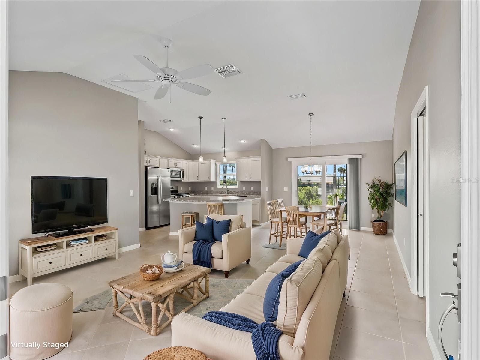 Single Family Residence at 2816 NAVY HILL CIR, THE VILLAGES, photo 10 of 51