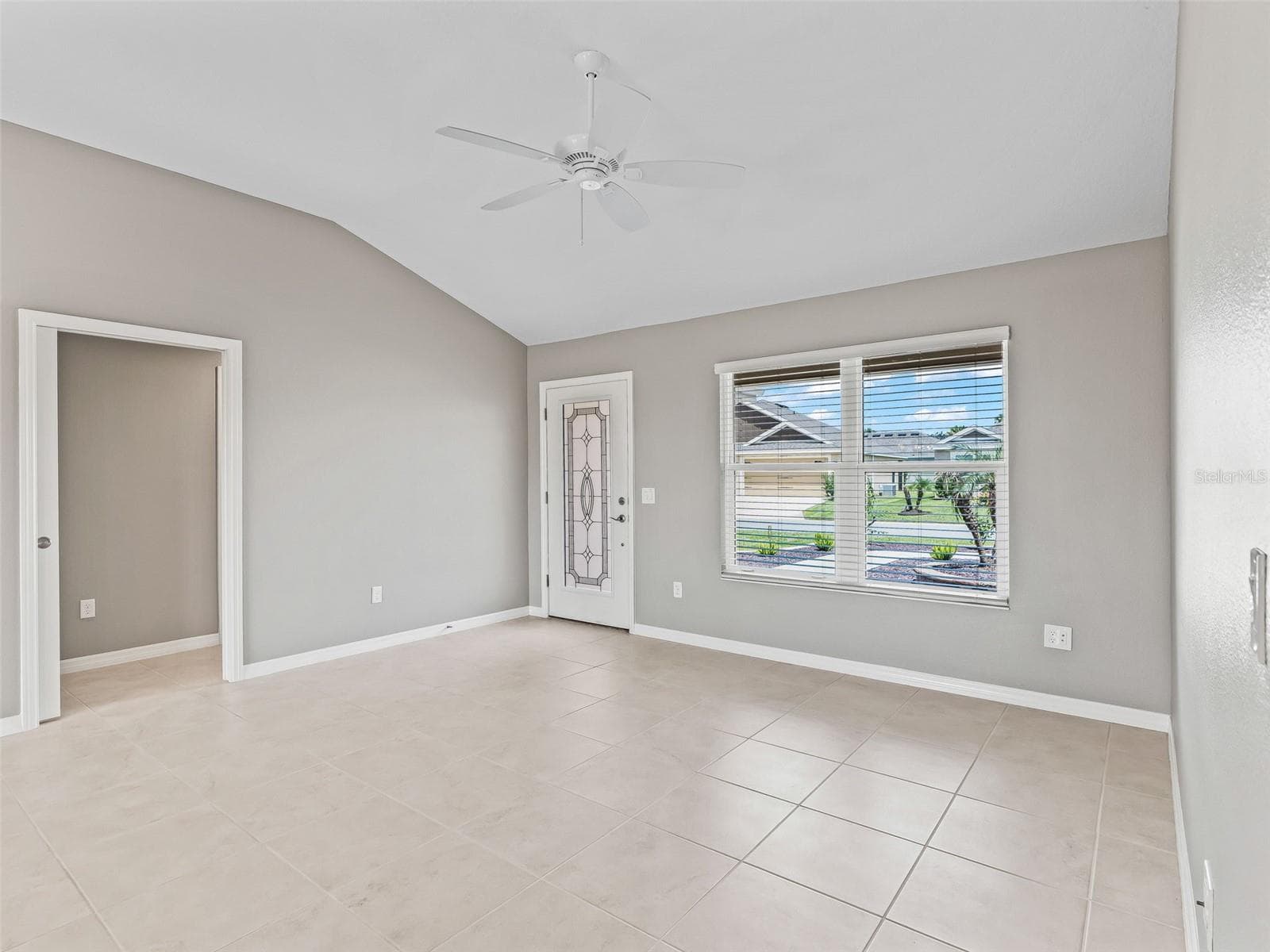 Single Family Residence at 2816 NAVY HILL CIR, THE VILLAGES, photo 13 of 51