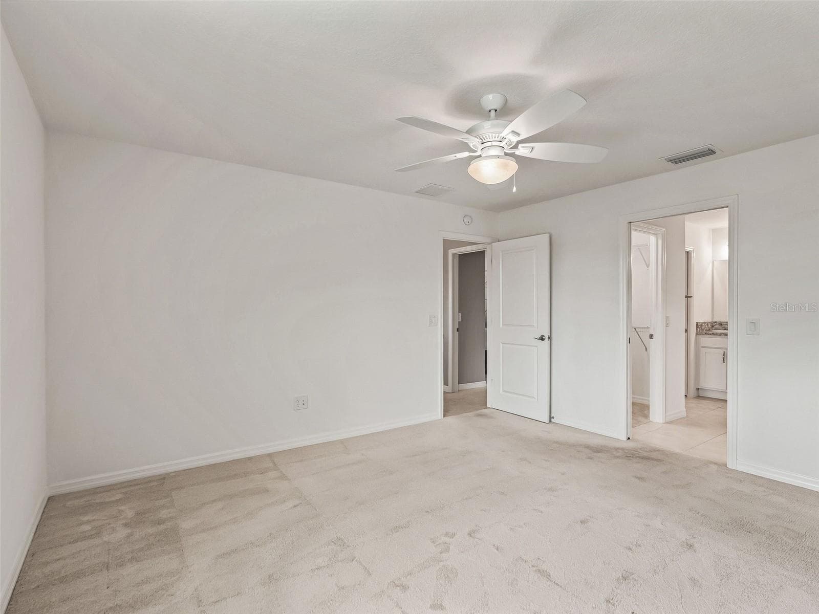 Single Family Residence at 2816 NAVY HILL CIR, THE VILLAGES, photo 23 of 51