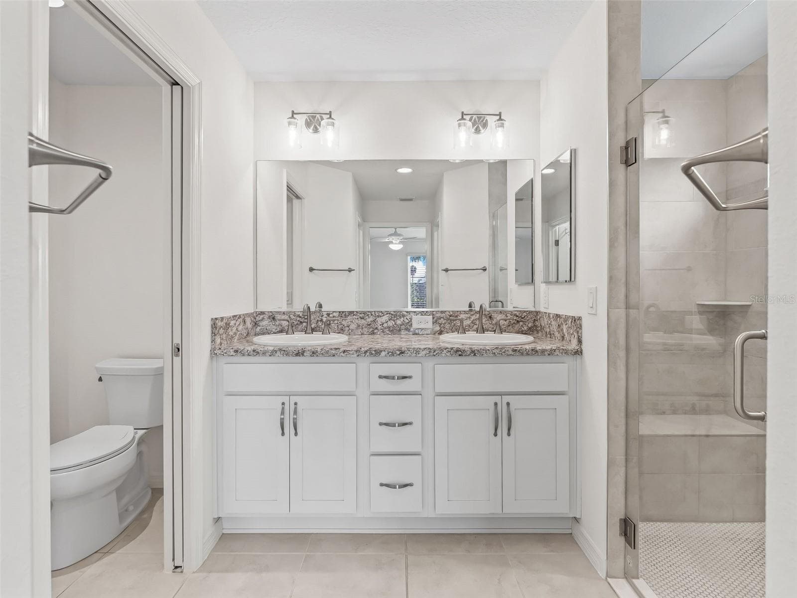 Single Family Residence at 2816 NAVY HILL CIR, THE VILLAGES, photo 24 of 51