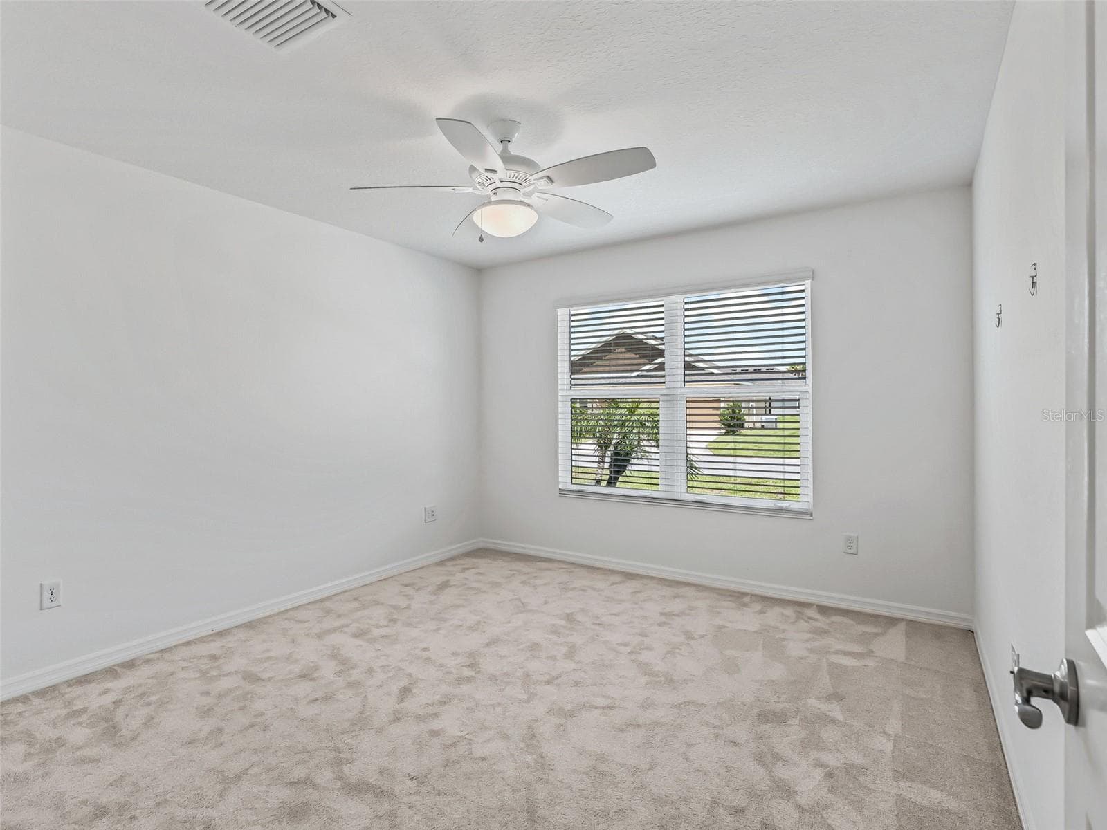 Single Family Residence at 2816 NAVY HILL CIR, THE VILLAGES, photo 32 of 51