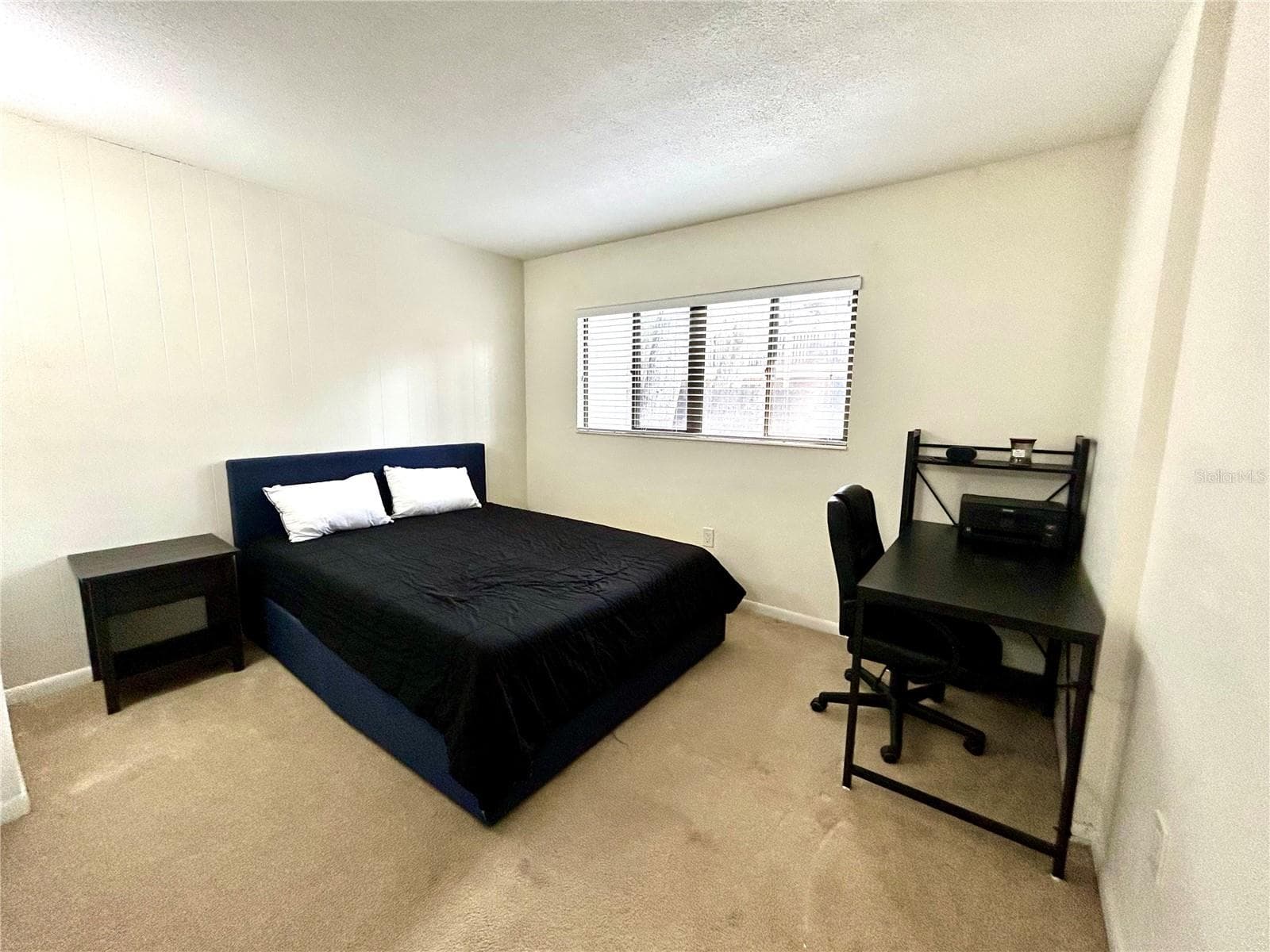 Guest Bedroom #2 with large Reach-in Closet - 407 NW 39TH RD #407C, GAINESVILLE