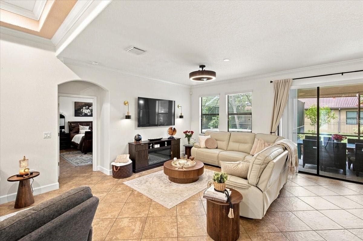 Single Family Residence at 4508 GRAND LAKESIDE DR E, PALM HARBOR, photo 9 of 62