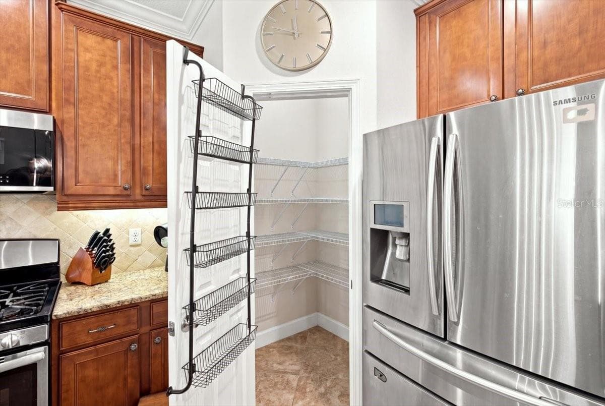 Pantry - 4508 GRAND LAKESIDE DR E, PALM HARBOR